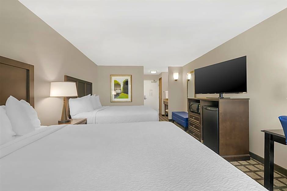 Best Western North Bryant Inn