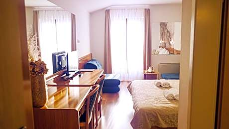 Double or Twin Room with Extra Bed