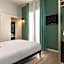 Up Hotel