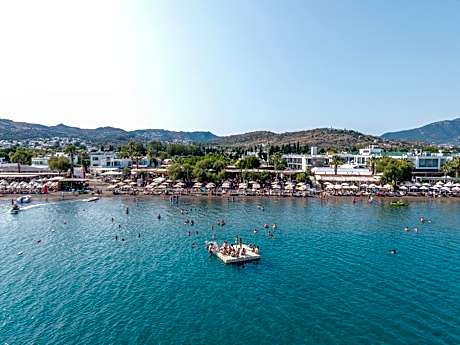 Kefi Beach & Suites
