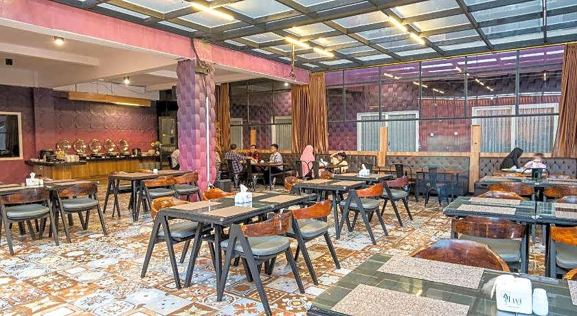 Premiere Hotel Tegal