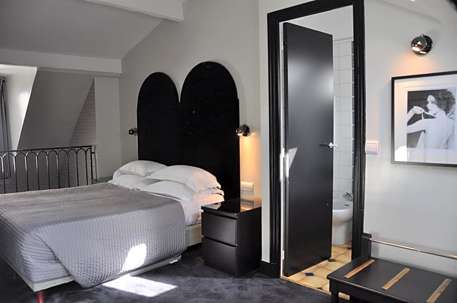 Hotel Noir