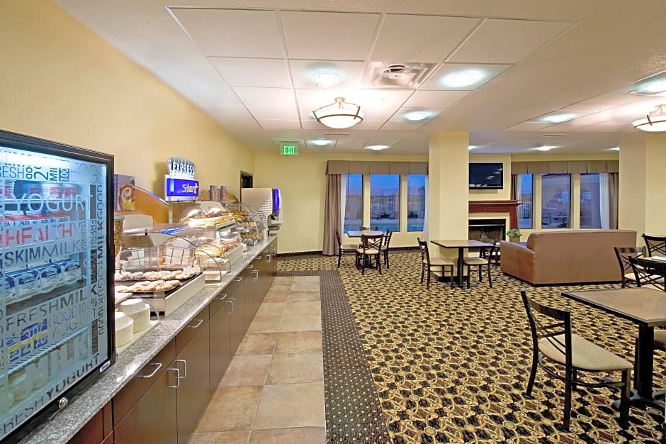 Holiday Inn Express & Suites Willcox