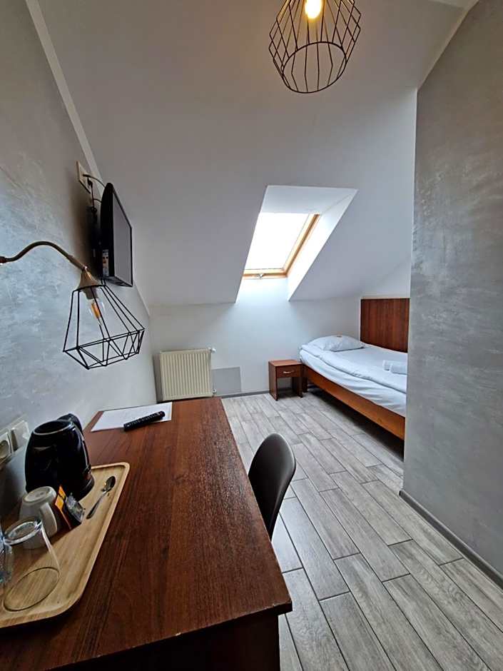 Hotel Miłosz Restauracja, Basen dla dzieci, Sala Zabaw, Siłownia