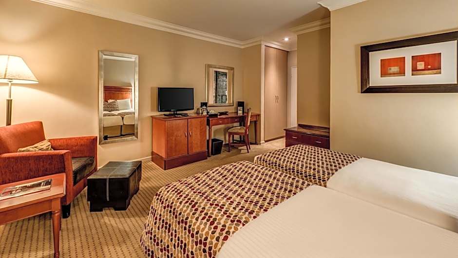 Southern Sun Katherine Street