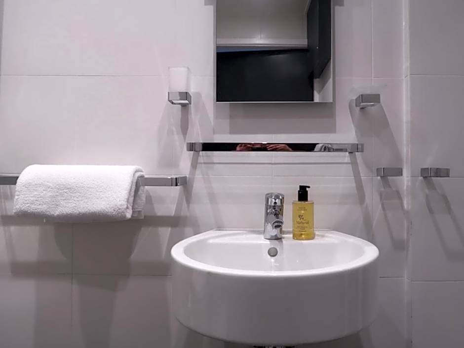 Sun Street Aparthotel