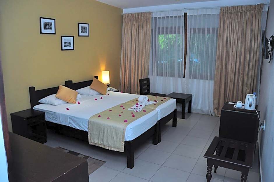 The Lakeside at Nuwarawewa