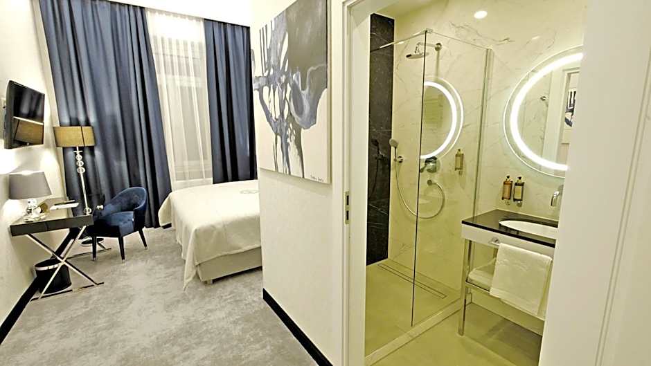 SZEWSKA 22 BOUTIQUE