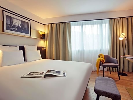 Superior Room with 1 Double Bed