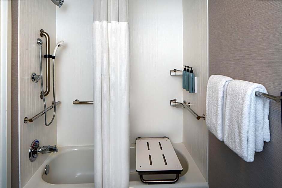 Courtyard by Marriott Decatur