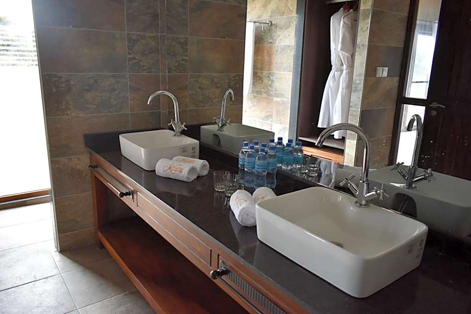 Serengeti Sametu Camp