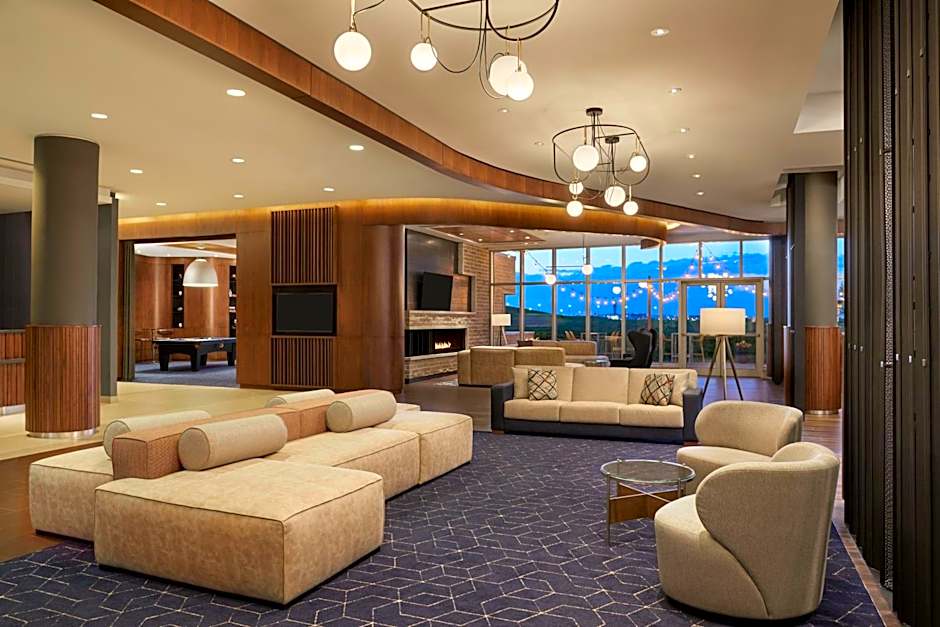 Courtyard by Marriott Calgary Airport