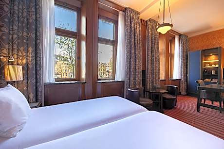 Superior Deluxe Double or Twin Room