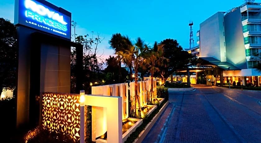 Royal Princess Larn Luang Hotel
