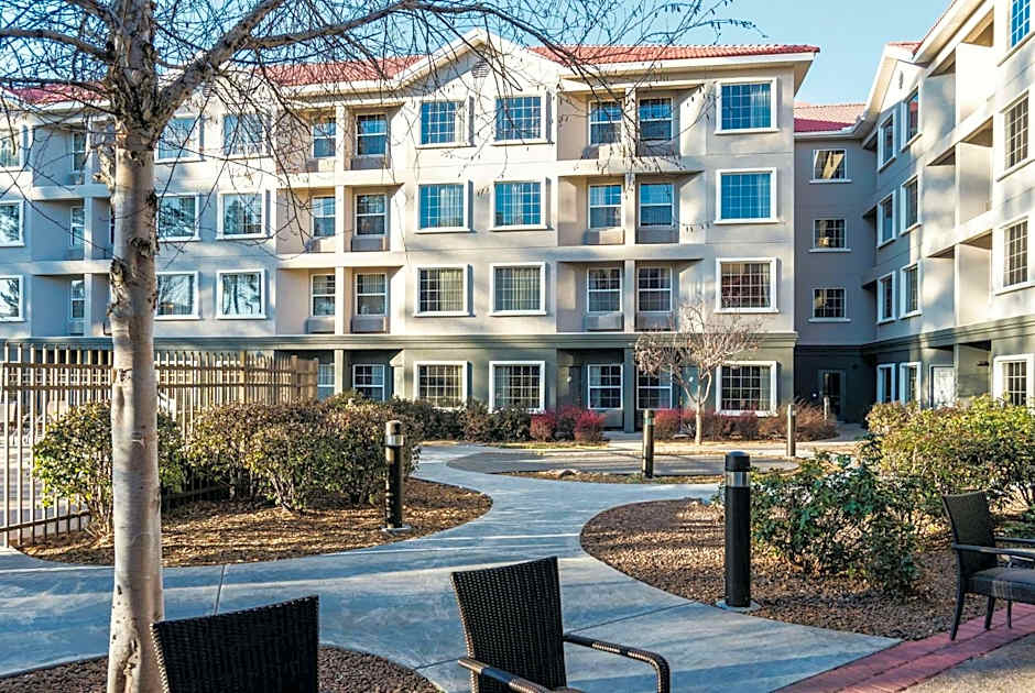 La Quinta Inn & Suites by Wyndham Flagstaff