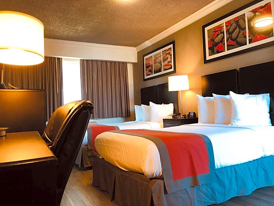 The Lexmar - Dodger Stadium Hollywood