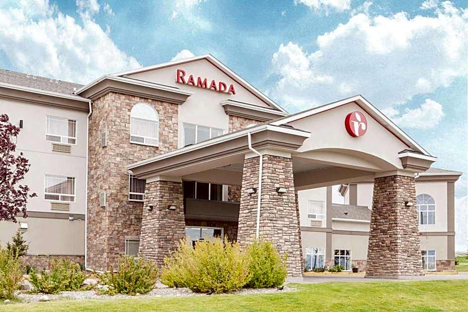Ramada by Wyndham Pincher Creek