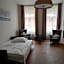 James Hotel & Apartments