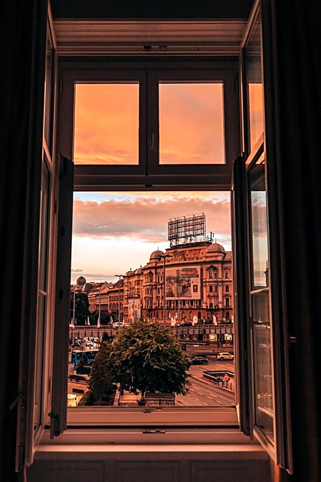 T62 Hotel