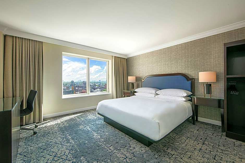 Sheraton Laguardia East Hotel