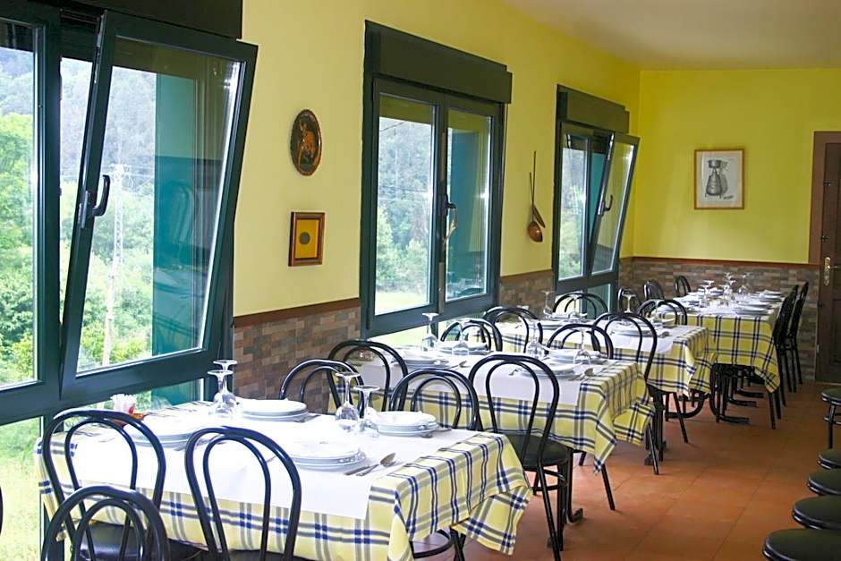 Hotel Restaurante Canero