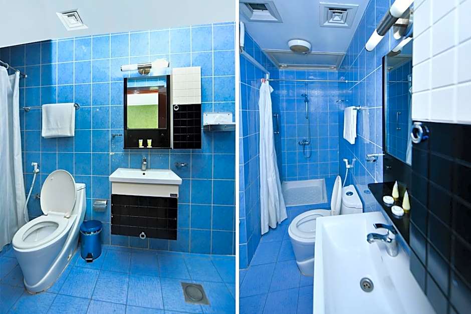 OYO 137 Marina Hotel