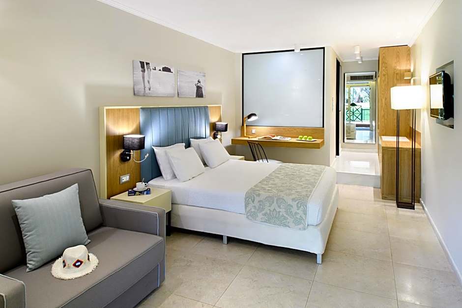Portes Beach Hotel