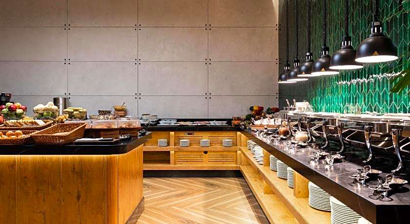 THE ELEMENTS HOTEL