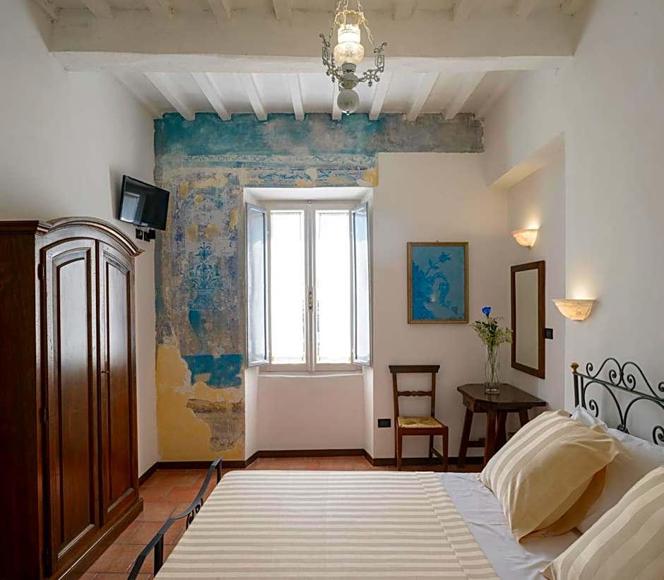 Hotel Porta Marmorea