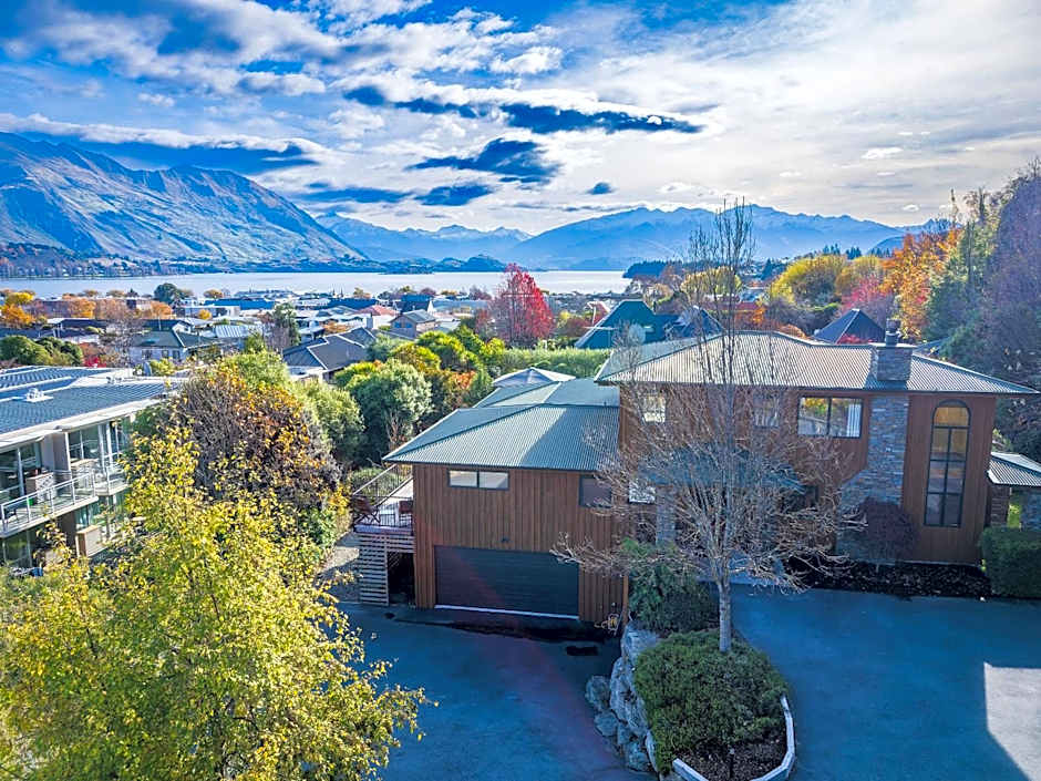 Wanaka Springs Lodge