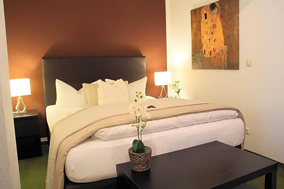 Photo 1 of 32 of Hotel "Am Fischhof"