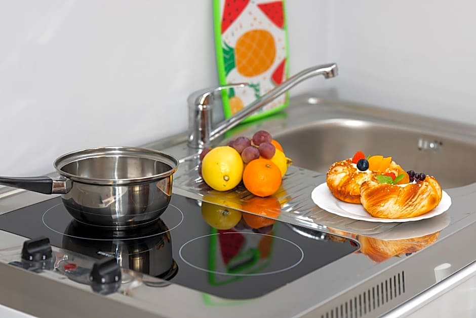 OLECKI Holiday House