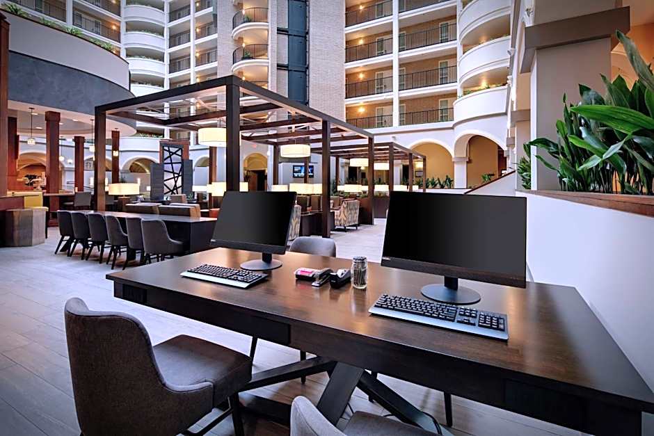 Embassy Suites By Hilton Hotel Dallas - Park Central Area