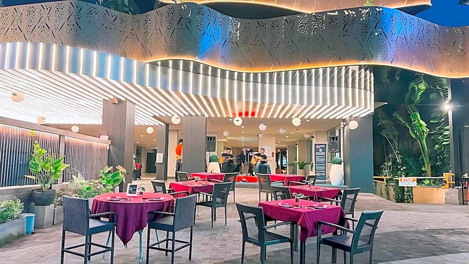 J4 Hotels Legian