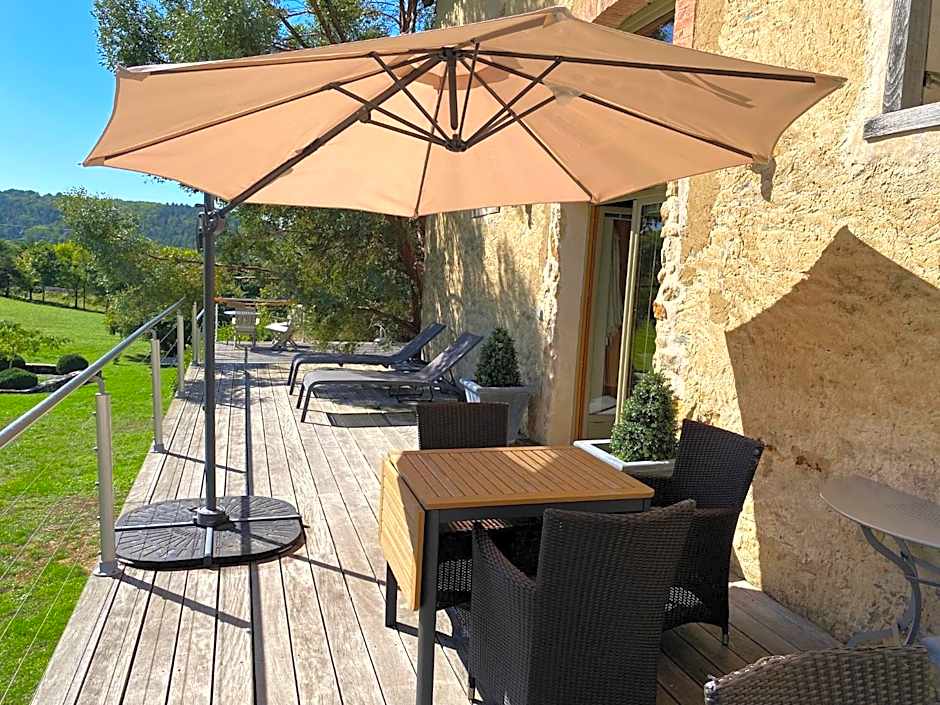 Clos de Mont July, architecture XVIIIe au cœur de la nature