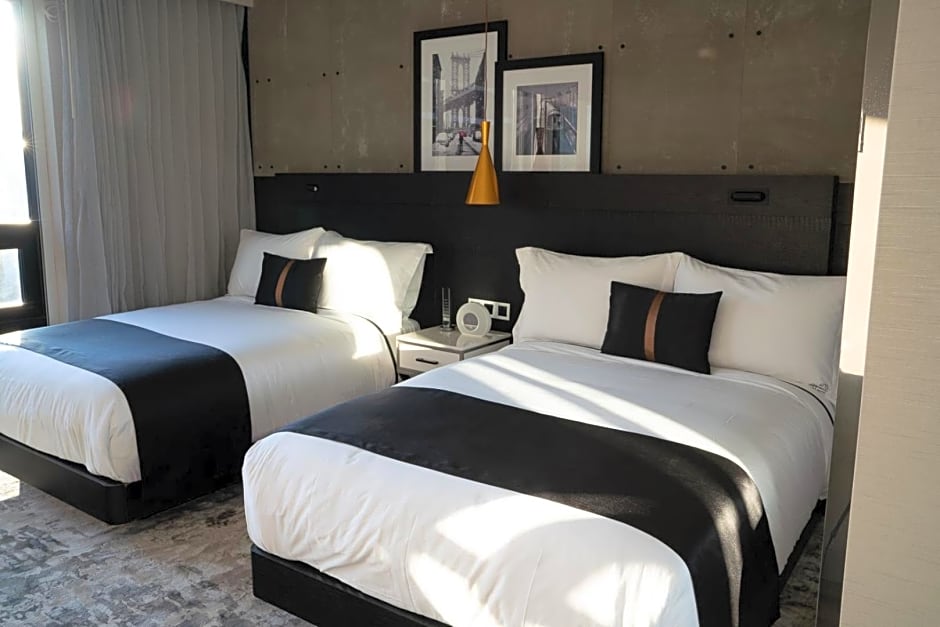 42 Hotel Williamsburg