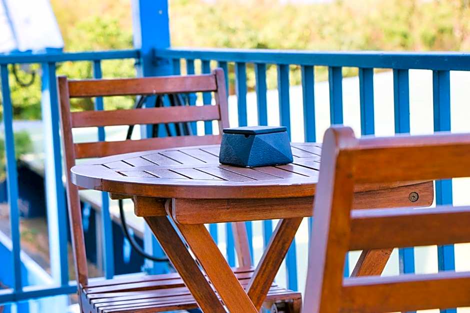 Loju Seaview Homestay