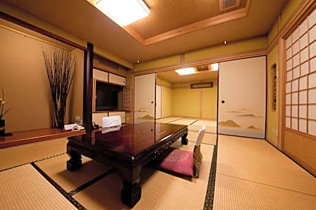 Japanese-Style Deluxe Room with Open-Air Bath