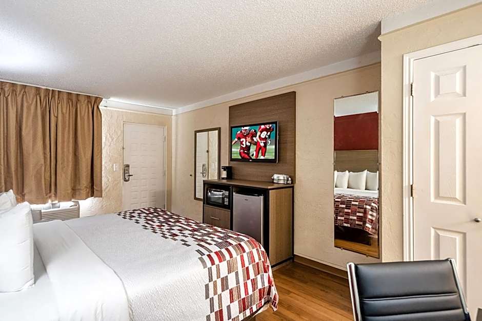 Red Roof Inn Tampa Bay - St. Petersburg