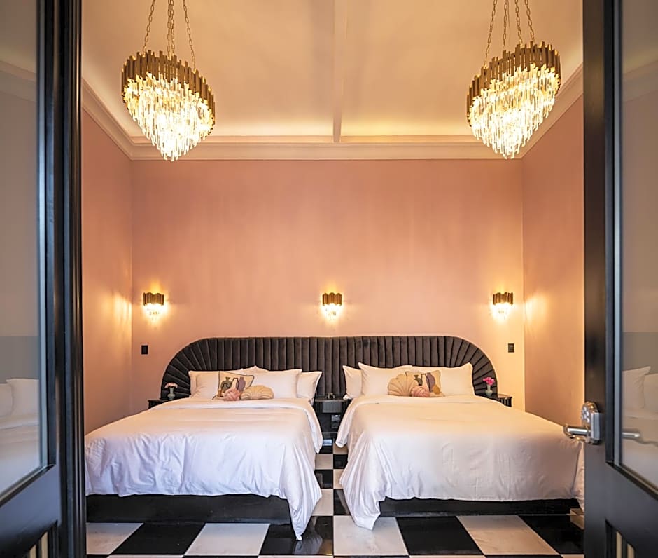 HOLT Hotel De Mi Independencia Double Queen Room