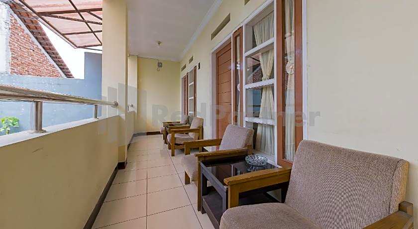 OYO 90912 Wisma Pkpn 1