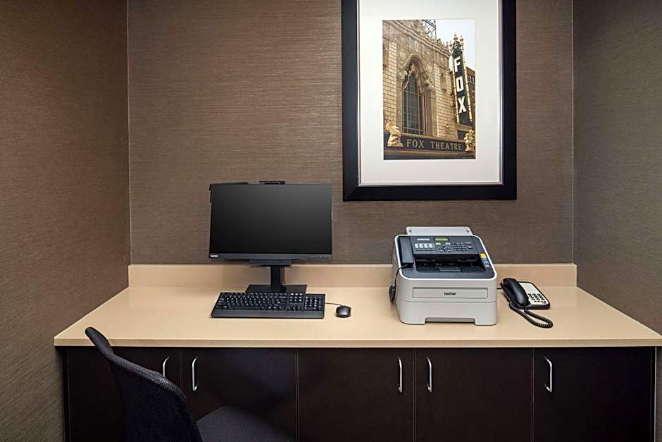 Embassy Suites By Hilton Saint Louis - Downtown