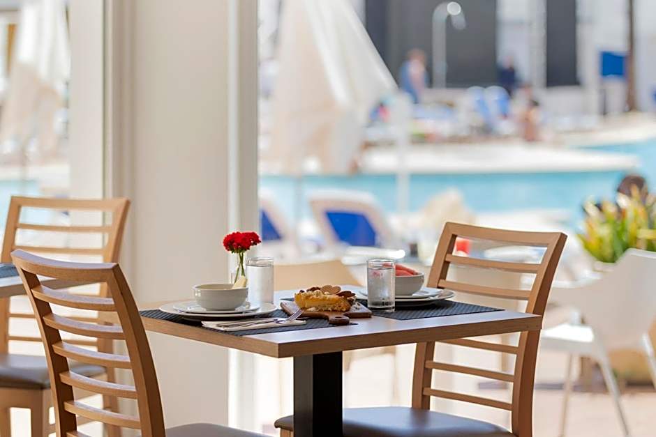 Hotel Palia Sa Coma Playa