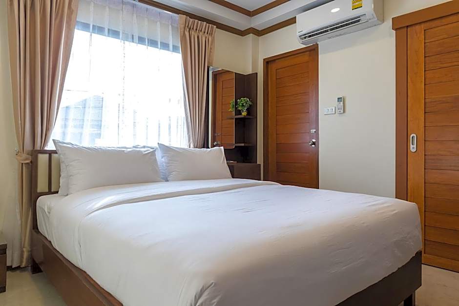 Suthep Home & Hostel
