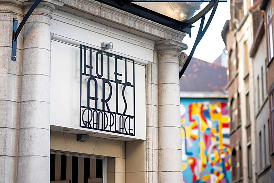 Aris Grand Place Hotel