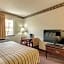 Econo Lodge Inn & Suites El Paso