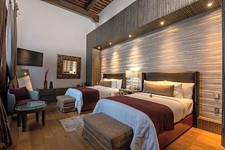 Deluxe Suite - Lucia