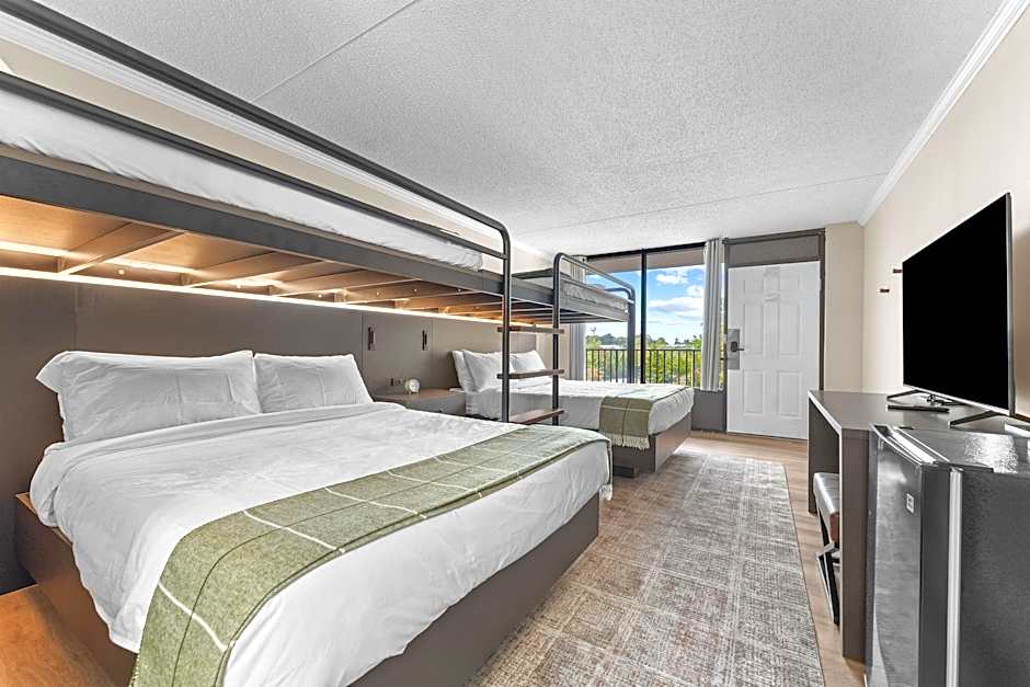 Photo 1 of 12 of Bunk Bed Room - Non-Smoking