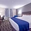 Days Inn & Suites by Wyndham Wisconsin Dells