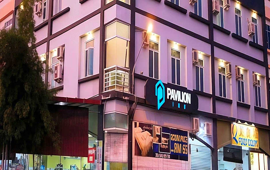 Pavilion Inn